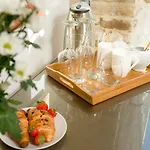 Agava Lux Rooms&pool Guest house Split