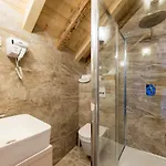 Agava Lux Rooms&pool Guest house