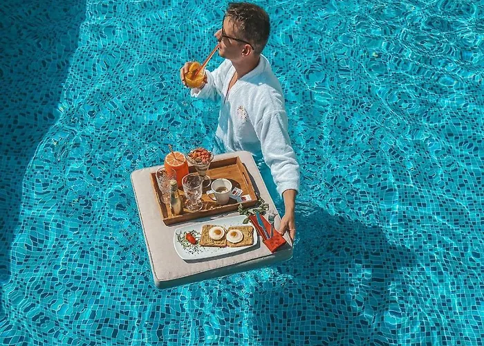 Agava Lux Rooms&pool 4* Split