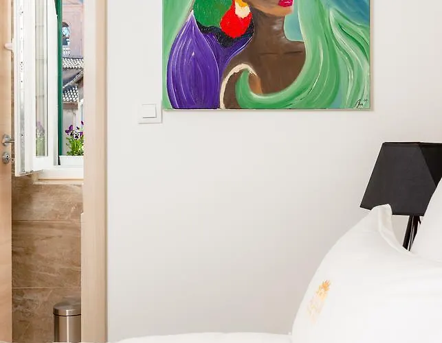 Agava Lux Rooms&pool 4* Split