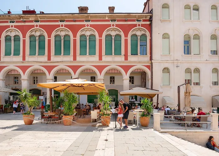 Agava Lux Rooms&pool 4*