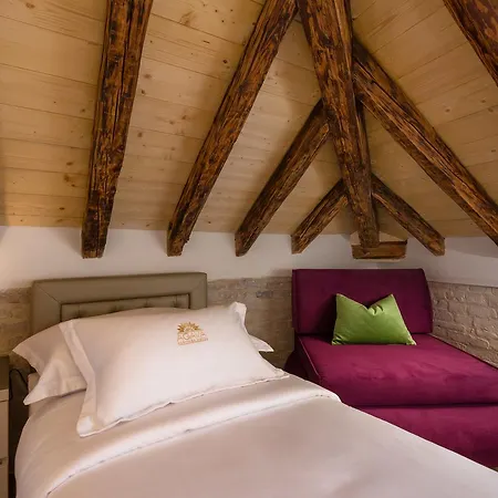 Πανσιόν Agava Lux Rooms&pool Σπλιτ