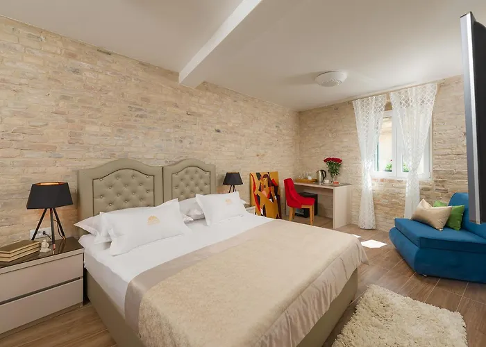 Agava Lux Rooms&pool Split