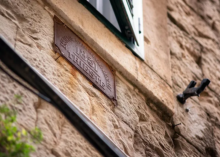 Agava Lux Rooms&pool 4* Split